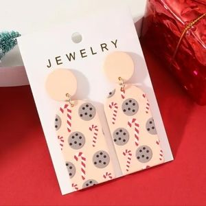 ** BRAND NEW SWEET CHRISTMAS TREAT EARRINGS